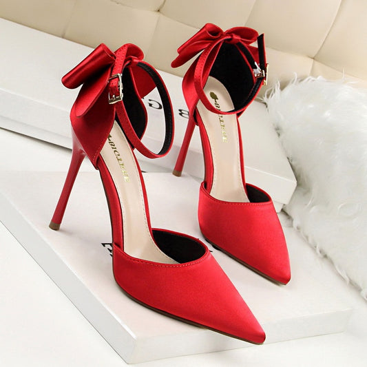 Pointed satin stiletto high heels